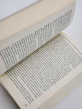 Laden Sie das Bild in den Galerie-Viewer, H. P. Lovecraft - Eine Biografie