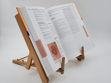 Laden Sie das Bild in den Galerie-Viewer, Kinderdermatologie: Differenzialdiagnostik und Therapie bei Kindern und Jugendlichen