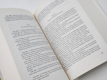 Laden Sie das Bild in den Galerie-Viewer, Codex Canonum Ecclesiarum Orientalium /Gesetzbuch der katholischen Ostkirchen: Lateinisch-deutsche Ausgabe