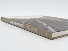 Laden Sie das Bild in den Galerie-Viewer, Entschwundene Stadt: Berlin 1980-1989